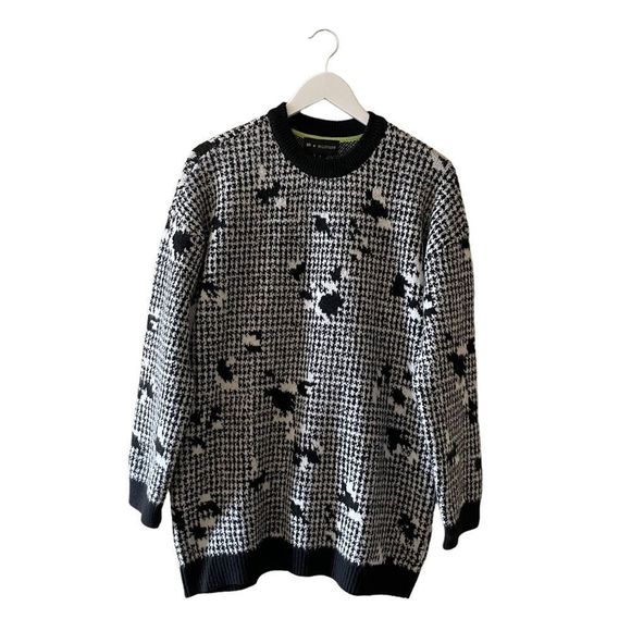 Wildfang Black and White Crew Neck Sweater - Picture 3 of 13